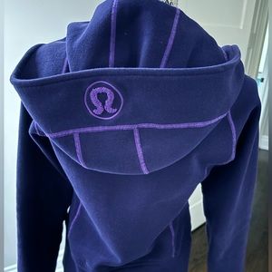 Lululemon hoodie (purple)